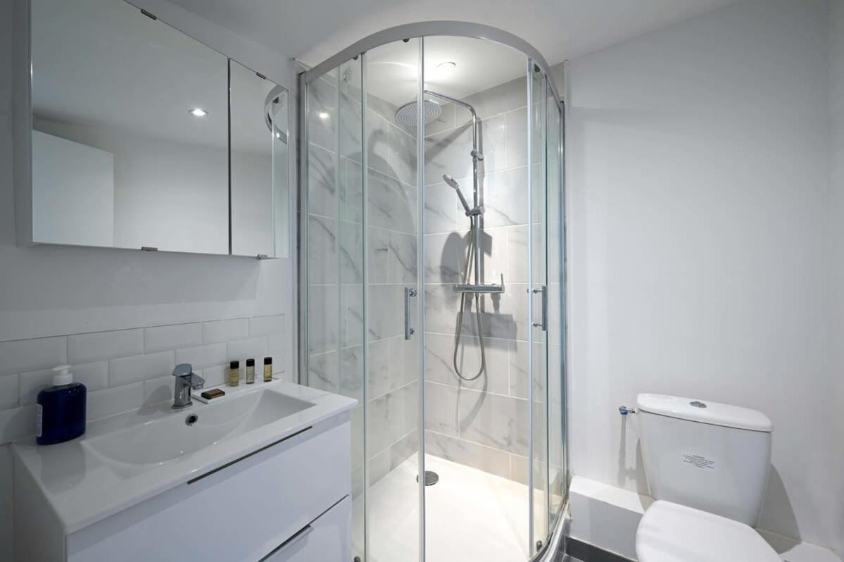 Magnifique Appartement A Pied Du Chateau Versalles Exterior foto