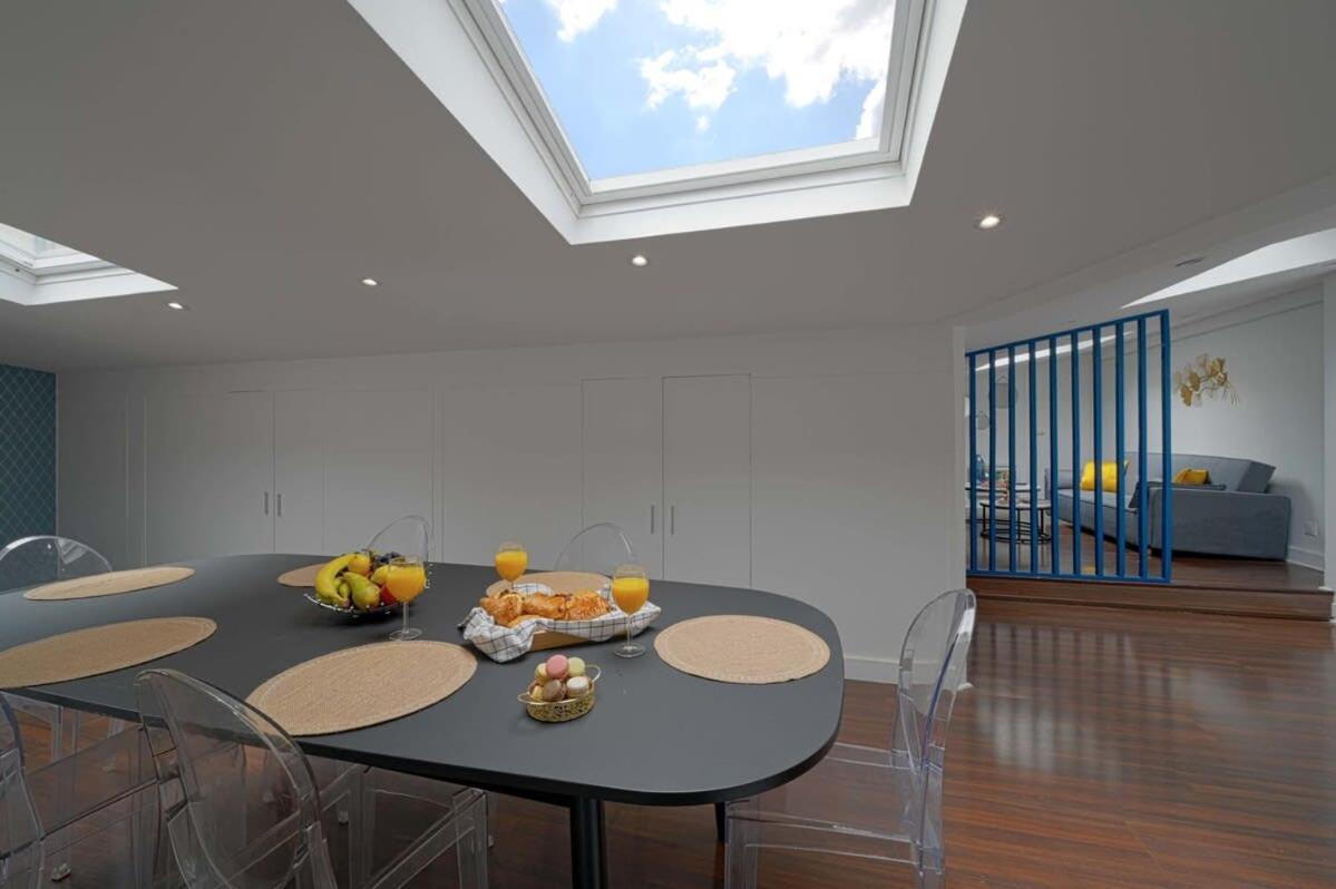 Magnifique Appartement A Pied Du Chateau Versalles Exterior foto